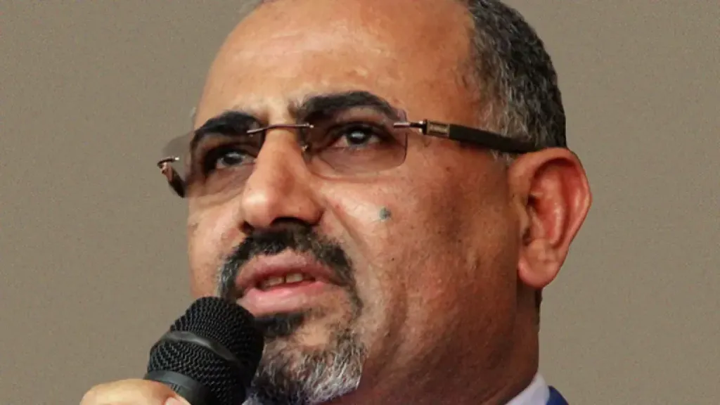 من هي قيادات مأرب وتعز التي طلبت من عيدروس الزبيدي الانضمام لـ”دولة الجنوب العربي”؟